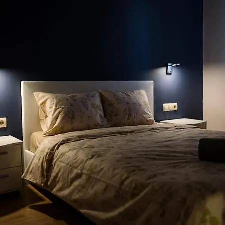 Апартамент 3bdr, Center Retreat, Heart, Free Parking София