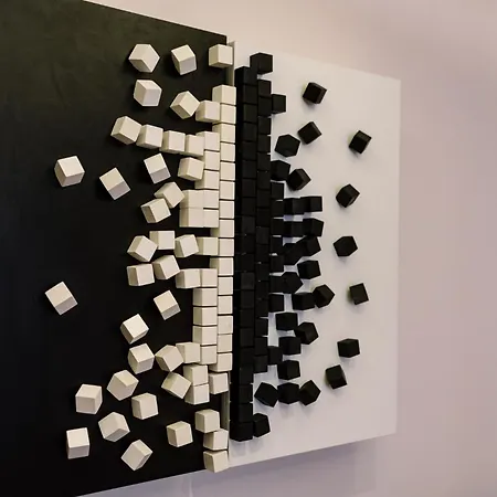 3bdr, Center Retreat, Heart, Free Parking *