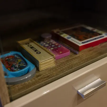 3bdr, Center Retreat, Heart, Free Parking Апартамент *