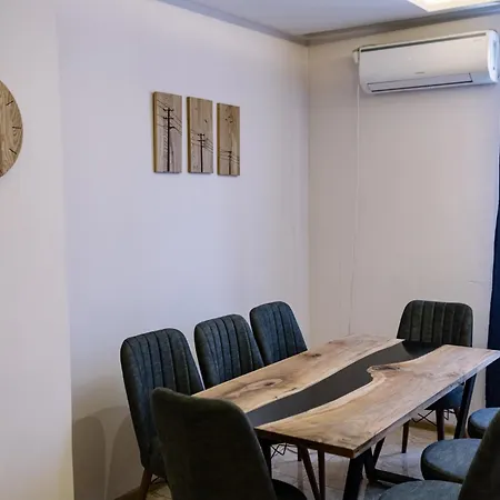 3bdr, Center Retreat, Heart, Free Parking Sofie