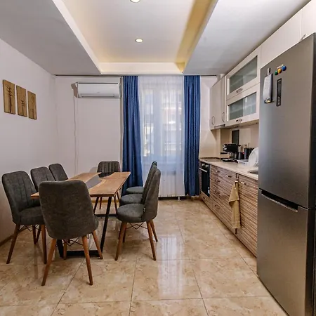 3bdr, Center Retreat, Heart, Free Parking Apartmán